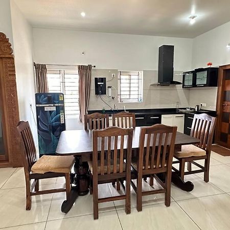Ss Luxury Comforts A 2Bhk Service Apartment Chikmagalur Luaran gambar